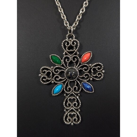 Vintage Avon Romanesque Cabochon Filigree Cross Pendant Neckalce Silver Tone 24 - Picture 1 of 10